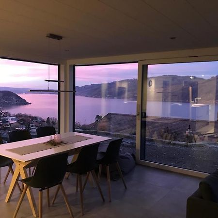 Moderne Unterkunft Mit Panoramablick Auf Thunersee Krattigen エクステリア 写真