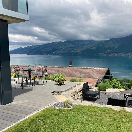 Moderne Unterkunft Mit Panoramablick Auf Thunersee Krattigen エクステリア 写真