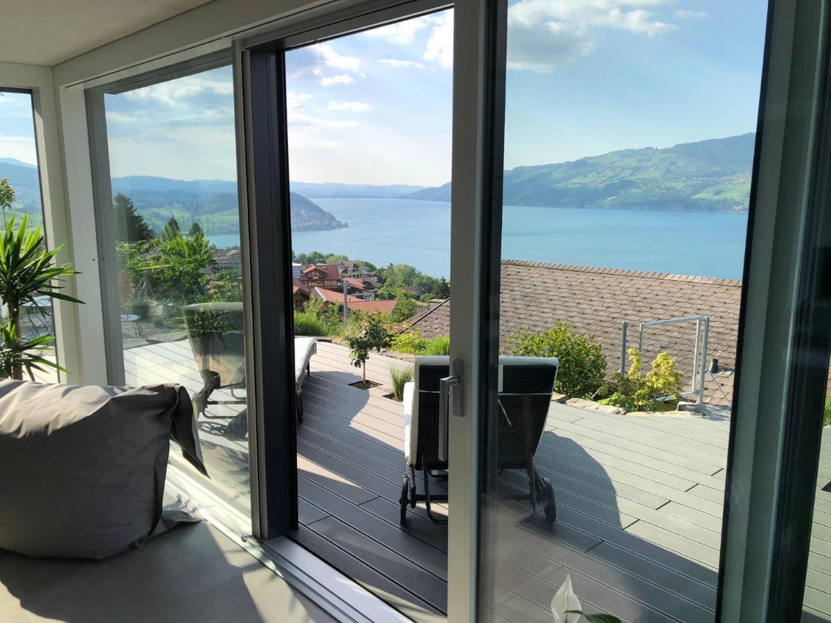Moderne Unterkunft Mit Panoramablick Auf Thunersee Krattigen エクステリア 写真