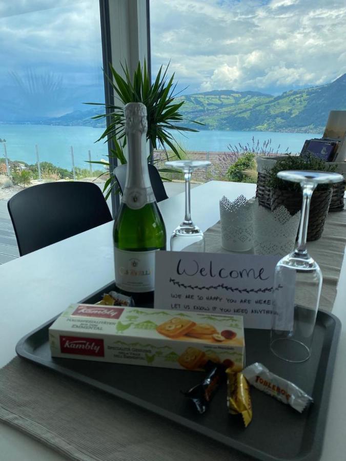 Moderne Unterkunft Mit Panoramablick Auf Thunersee Krattigen エクステリア 写真