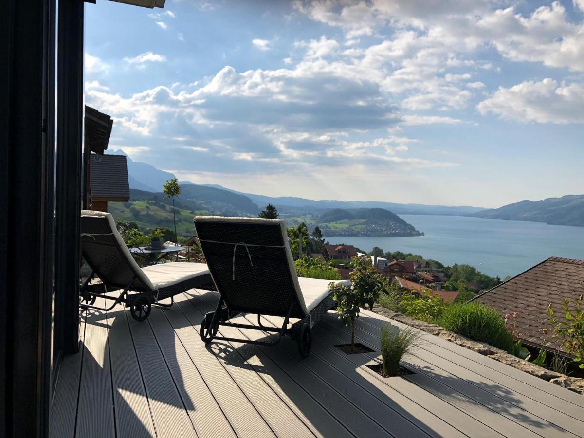 Moderne Unterkunft Mit Panoramablick Auf Thunersee Krattigen エクステリア 写真
