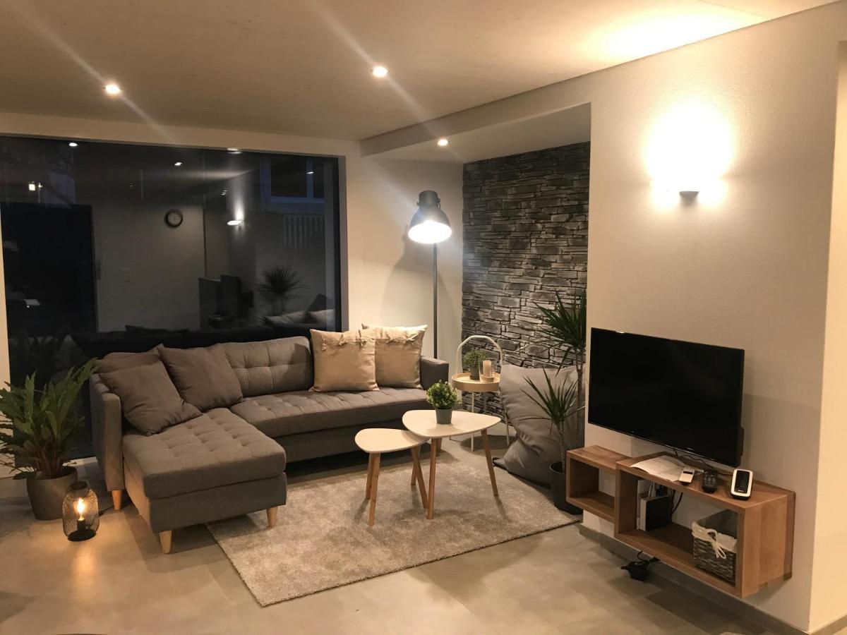 Moderne Unterkunft Mit Panoramablick Auf Thunersee Krattigen エクステリア 写真